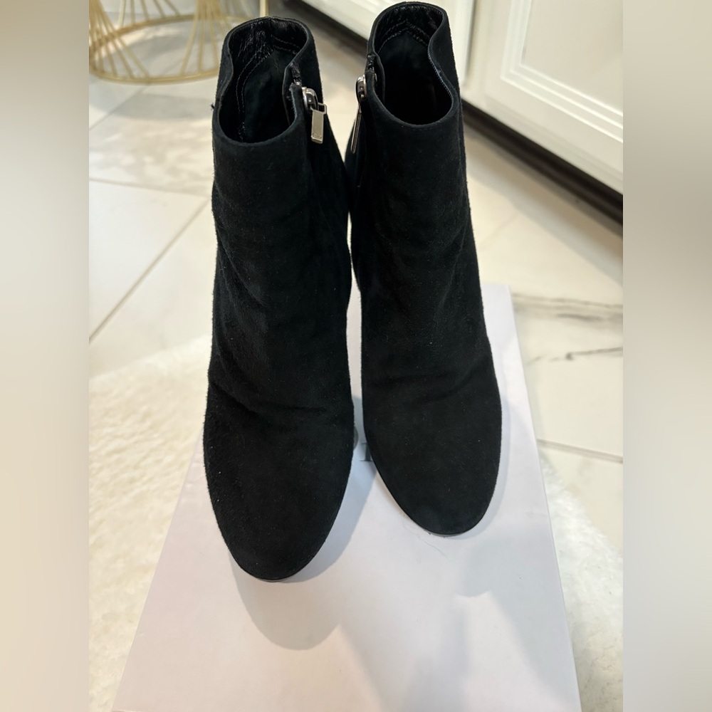 Dior booties size 6 1/2 worn a few times still in great condition